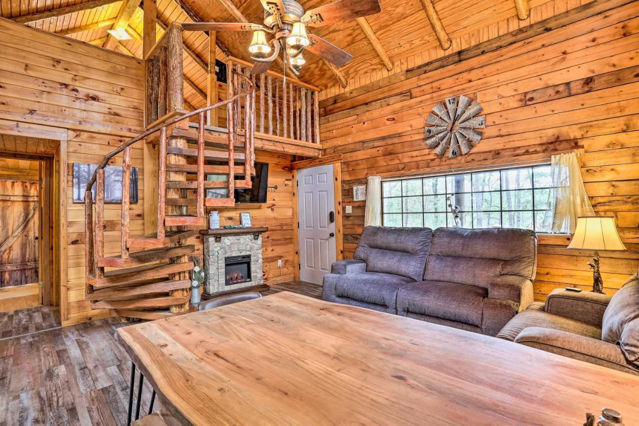 Broken Bow Log Cabin With Fire Pit, Pond, And Deck! Exterior foto